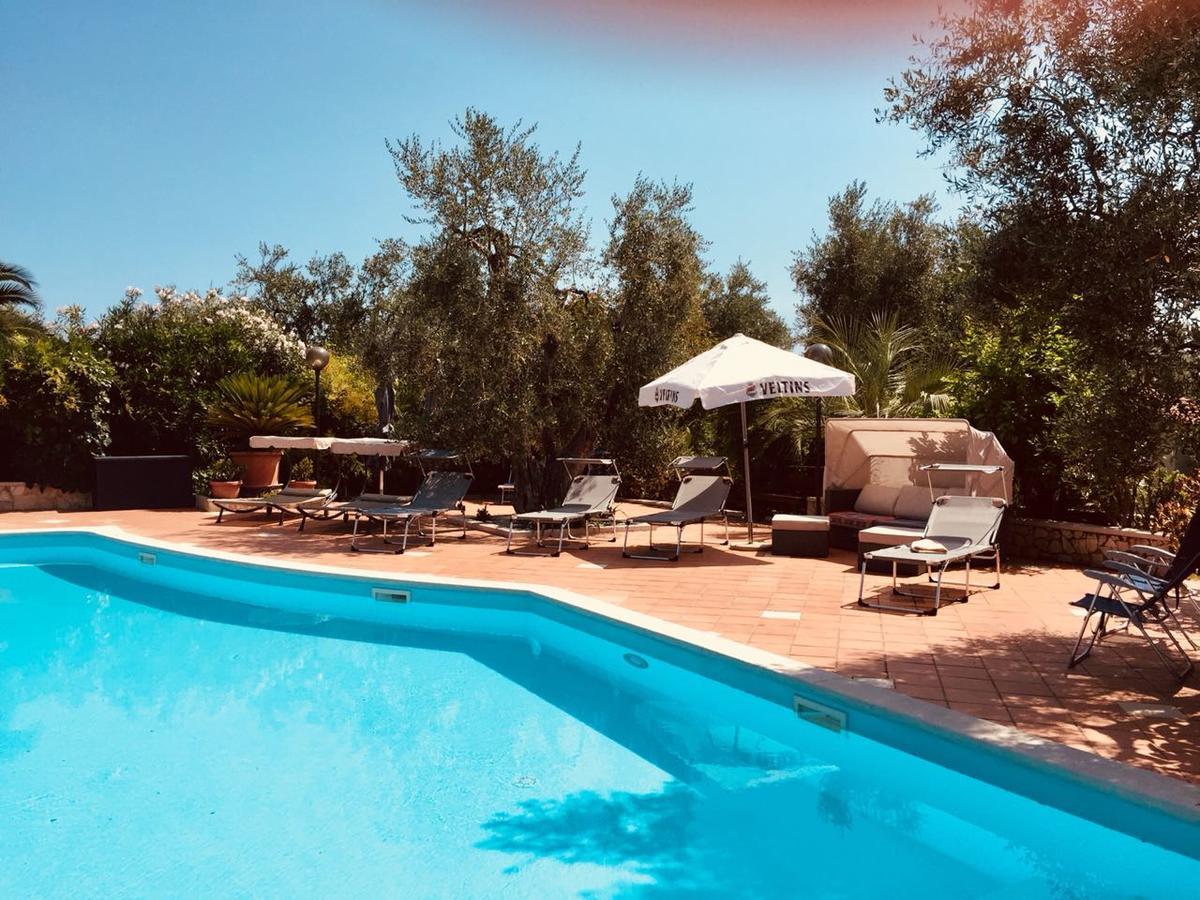 Villa Monica Appartamenti Vieste Ngoại thất bức ảnh